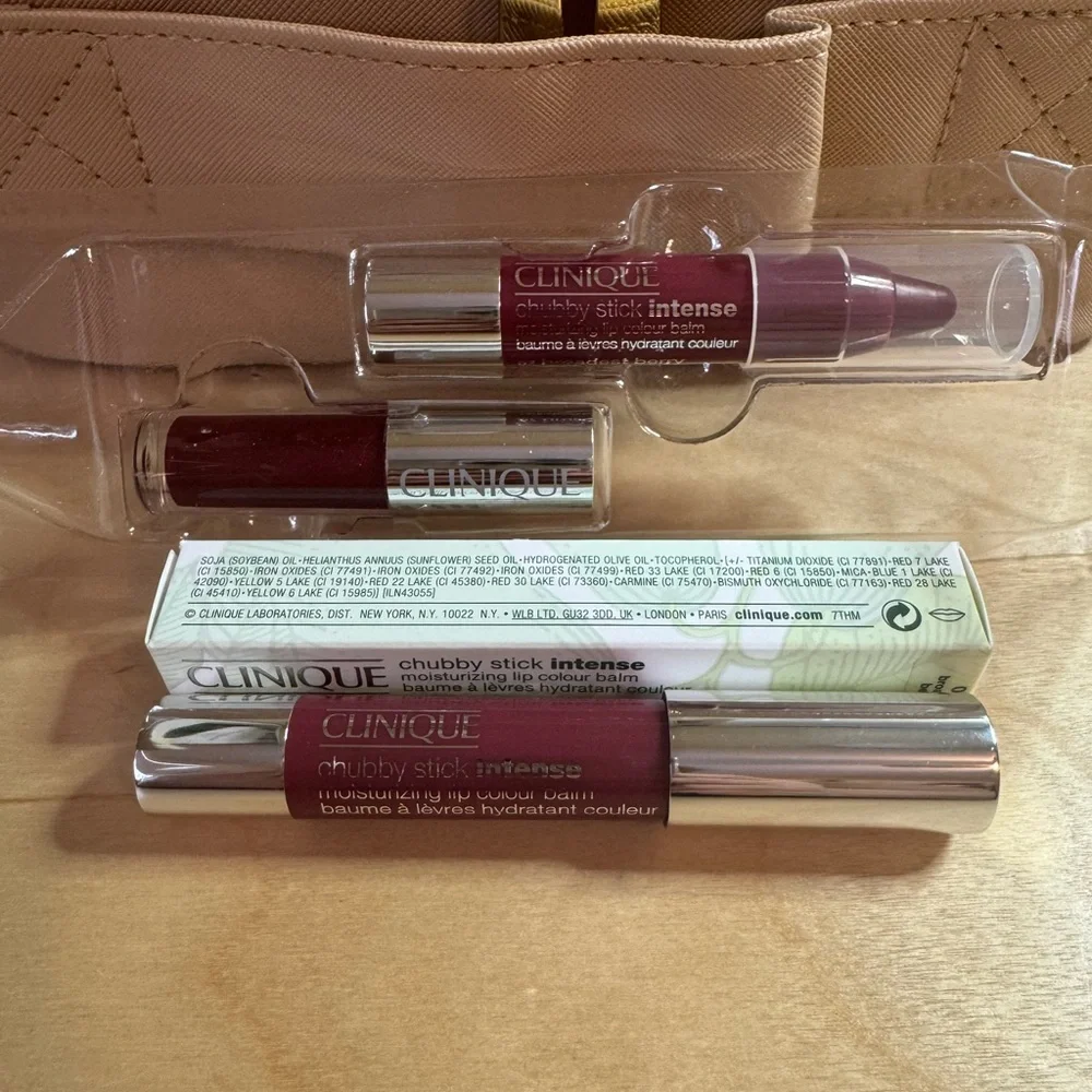Clinique set chubby stick moisturizing lip Color balm 07 & splash lip gloss #14